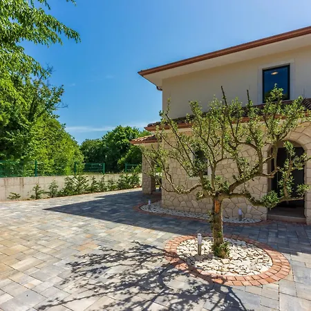 Villa Palma Salvia Garden